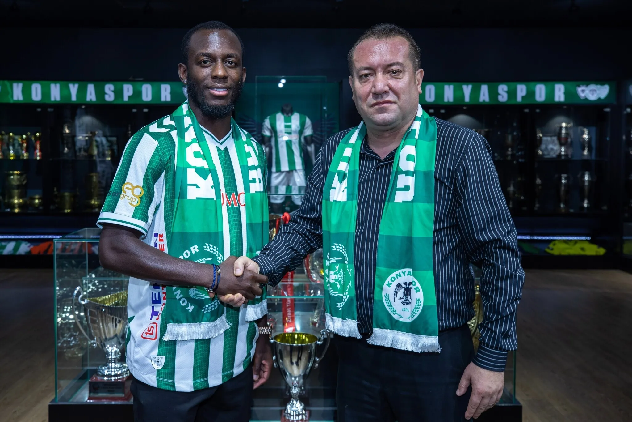 Jean-Luc Dompe resmen TÜMOSAN Konyaspor'da