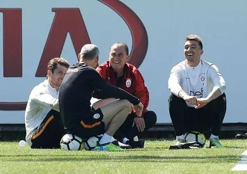 Fatih Terim kaleyi içten fethetti