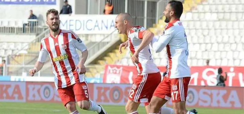 Sivasspor'dan çok kritik galibiyet!