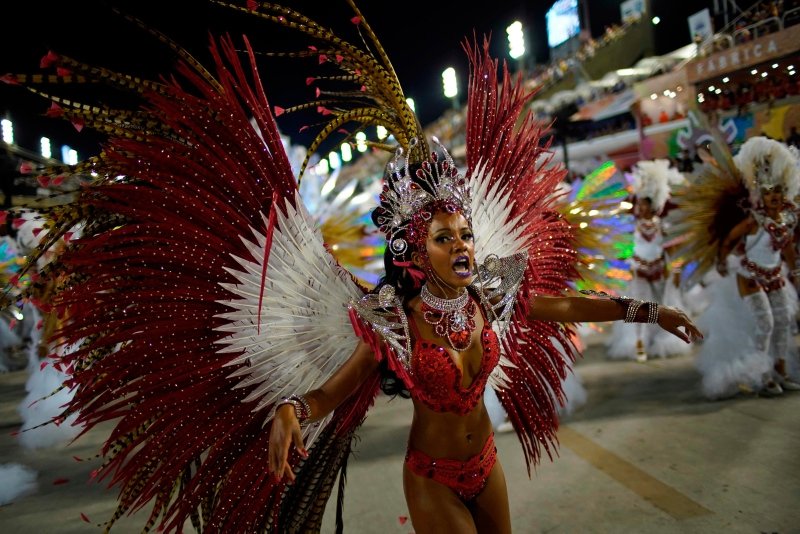 Neymar Rio Karnavalı’nda görüntülendi!