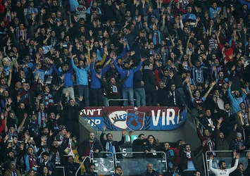 Tribünler tek yürek