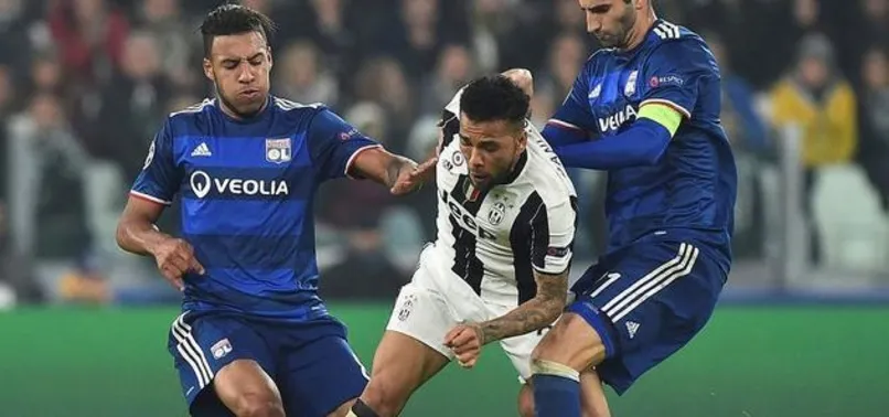 Juventus, Lyon'a takıldı