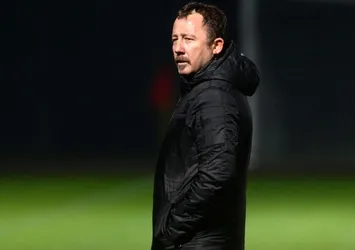 Sergen Yalçın Beşiktaş'ı uçuruyor! Avcı'yı geçti