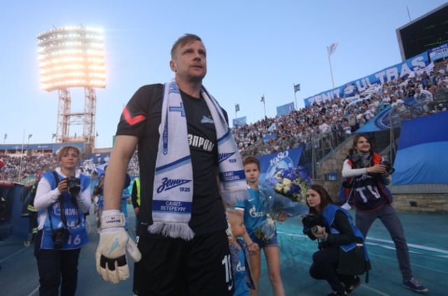 2015/2016 sezonunda futbolu bırakanlar
