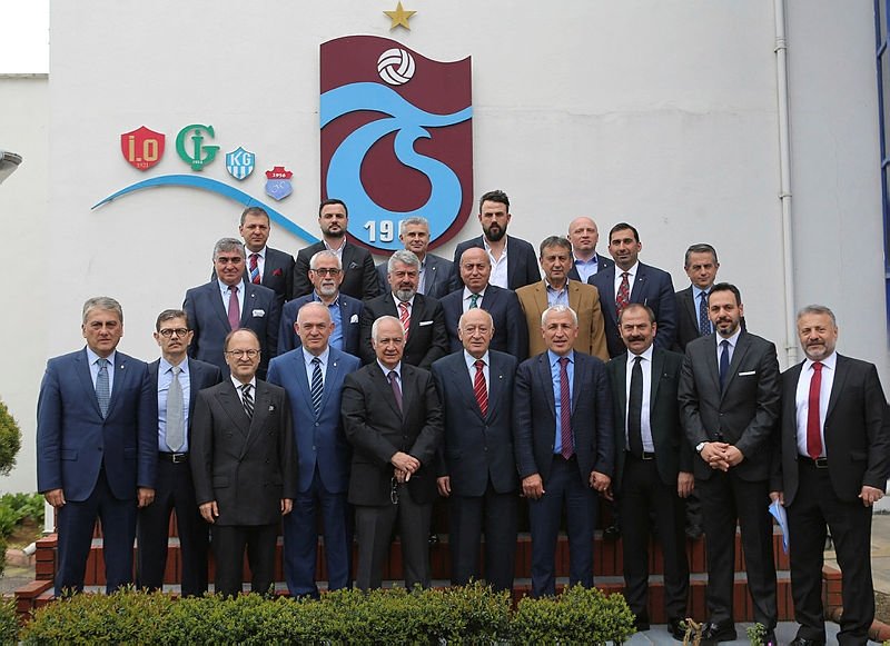 Trabzonspor’da üç büyük sorun çözüldü!