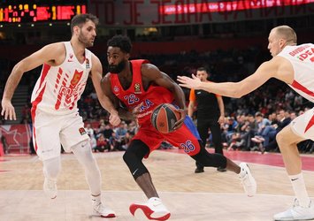 CSKA Moskova Kızılyıldız'ı deplasmanda devirdi