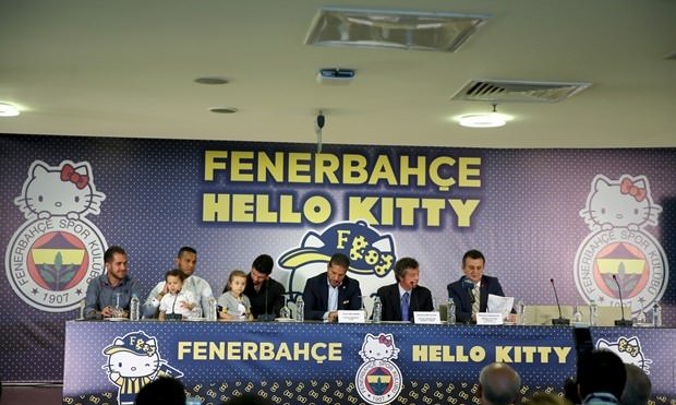 Fenerbahçe, Hello Kitty ile imzaladı