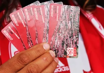 Sivasspor'da kombineler satışa sunuldu