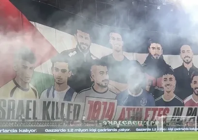 Konya Stadı'nda Filistin pankartları