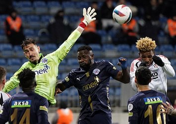Beşiktaş penaltı kazandı! İşte o pozisyon