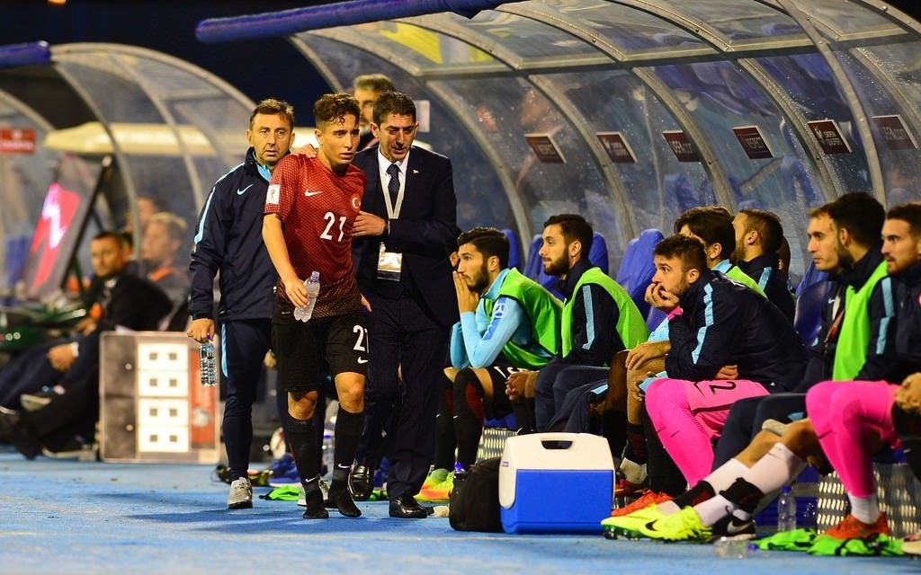 Emre Mor’dan Terim’e tepki