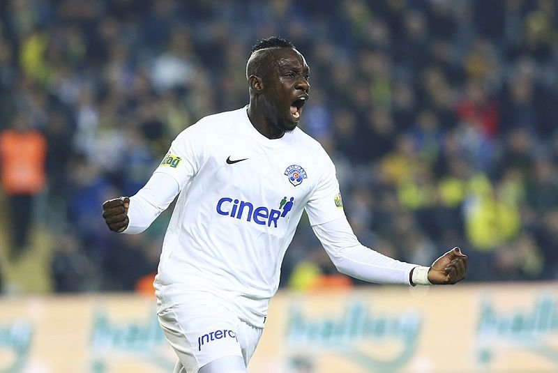 Bir Gomis etmediler!