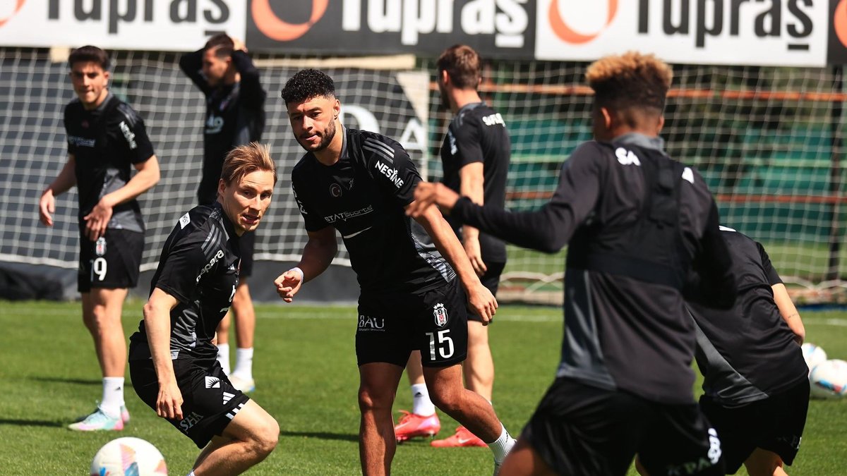 Bobo Beşiktaş antrenmanını izledi