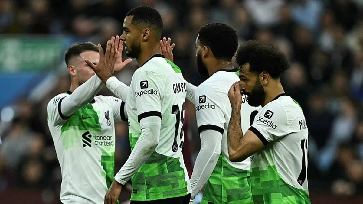Liverpool'da 2 ayrılık birden!