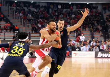 Fenerbahçe'den Komşu'da dev zafer!