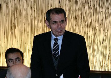Dursun Özbek'in ilk bombası ortaya çıktı!