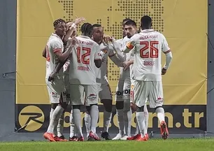 Göztepe 3 puanla tanıştı!