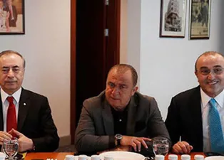 Galatasaray'da derin çatlak!
