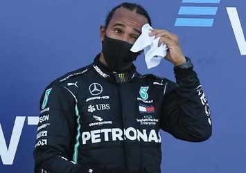 Lewis Hamilton'a corona virüsü şoku!