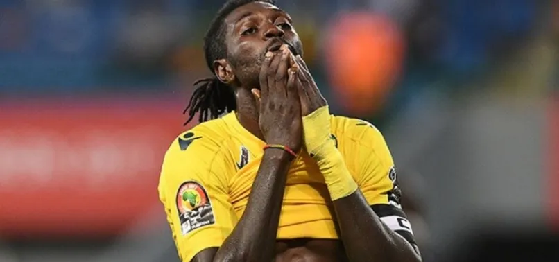 Emmanuel Adebayor Medipol Başakşehir'de