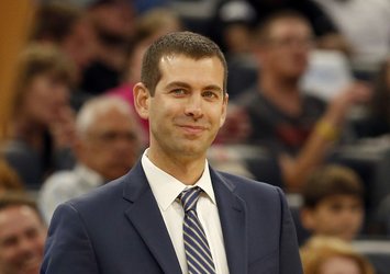 Boston Celtics Brad Stevens ile devam!