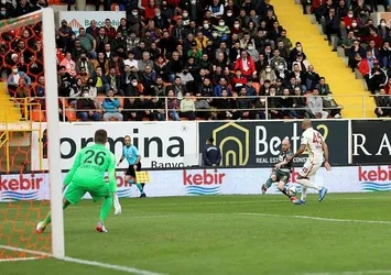 Inaki Pena tam not aldı!