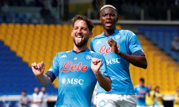 Napoli yıldızlarıyla kazandı