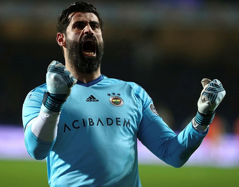 Buffon bunu yapabiliyorsa Volkan da yapabilir