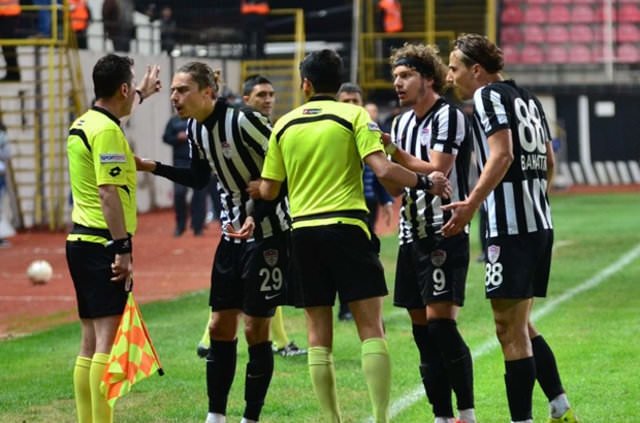 3 büyüklere kök söktürüyorlardı! Bakın şimdi neredeler