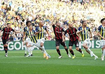 Kadıköy'de penaltı itirazı!