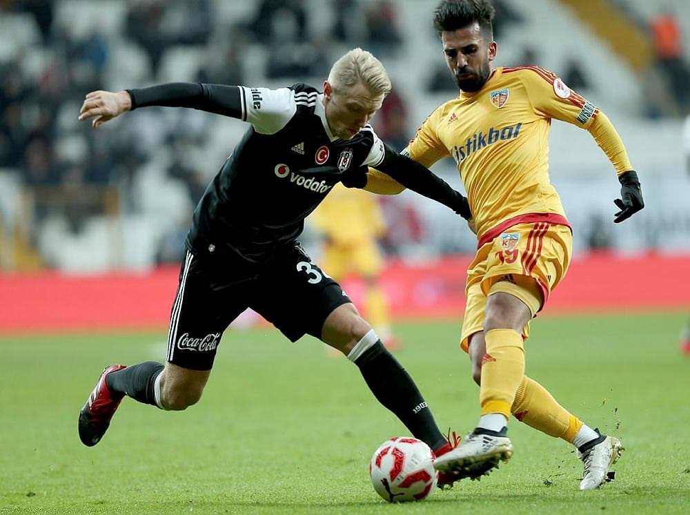 Yıldızlar karmasında hangi futbolcular olacak?