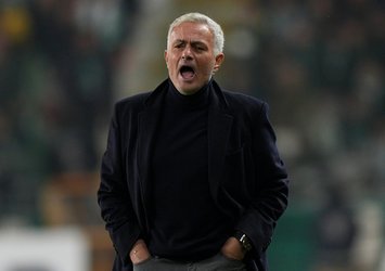 Usta yazardan Mourinho'ya flaş eleştiri! "Korkak"