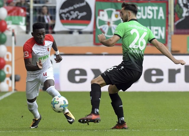 Beşiktaş, Opare transferini bitirdi