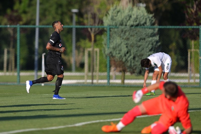 Beşiktaş - Kocaelispor maçından kareler...