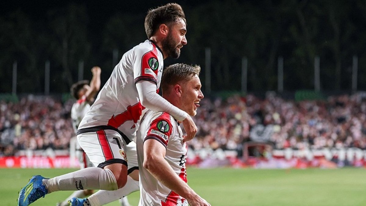 Rayo Vallecano evinde Strasbourg'u yenerek avantajı kaptı!