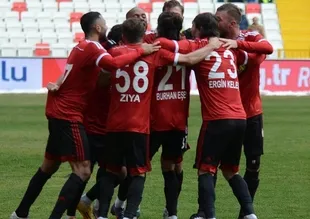 Sivasspor çıkışa geçti
