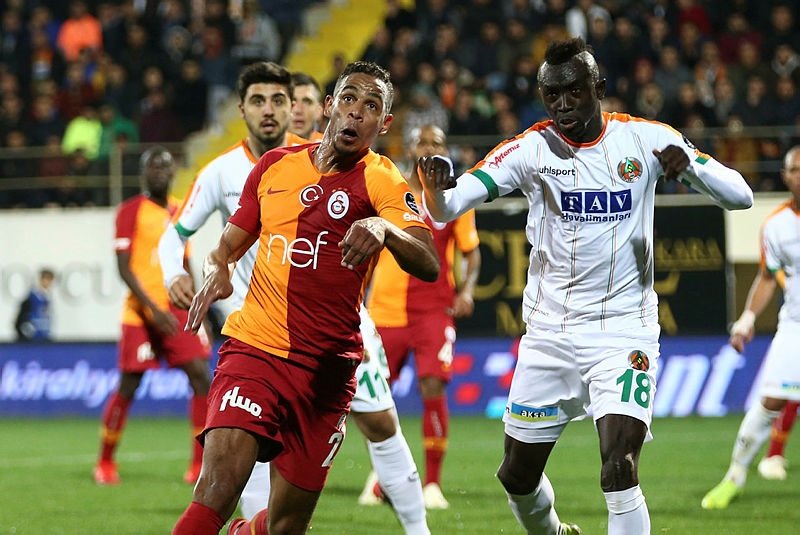 Galatasaray’a yüz nakli!