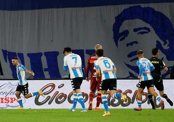 Napoli Roma'yı farklı geçti