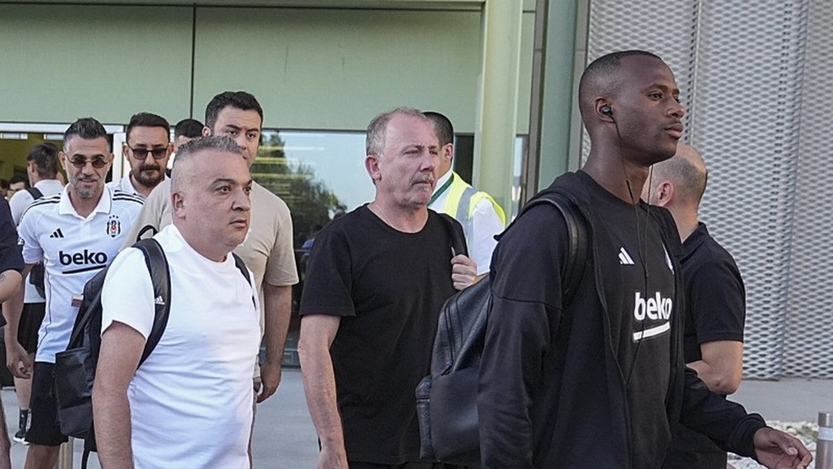 Beşiktaş kafilesi, İzmir'e geldi