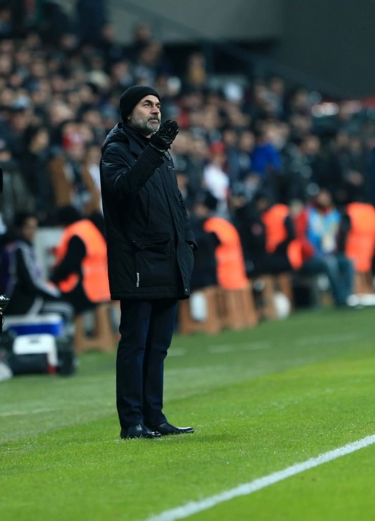 Aykut Kocaman’dan Fenerbahçe açıklaması