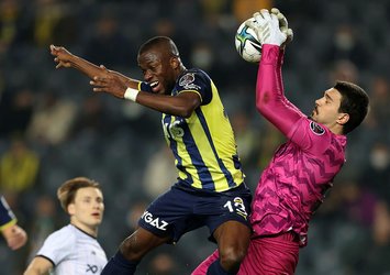 F.Bahçe'ye evinde soğuk duş!