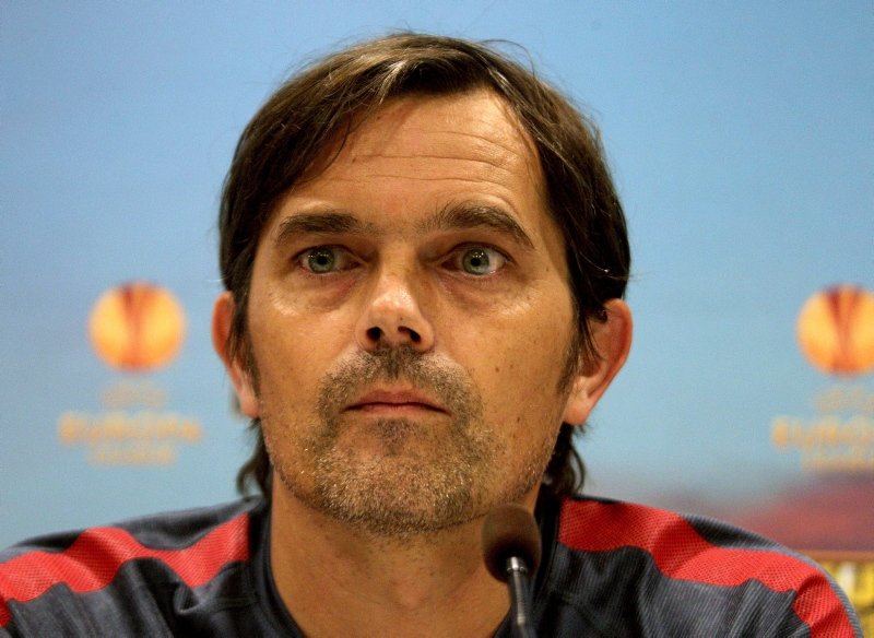 Phillip Cocu Fenerbahçe’ye yeni sistem getiriyor!