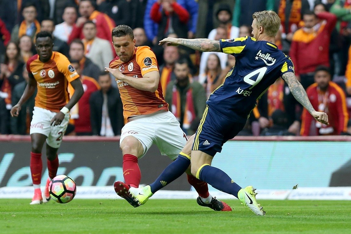 Podolski’den sert açıklamalar