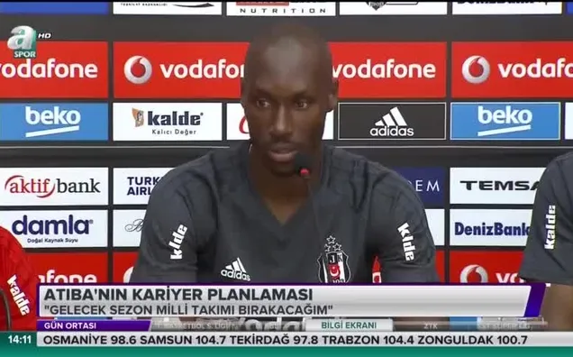 Atiba: "Futbolu Beşiktaş'ta bırakabilirim"