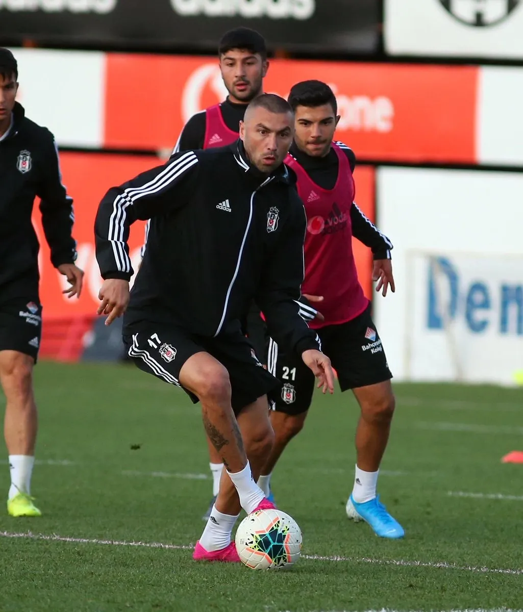 Beşiktaş'ta Medipol Başakşehir maçının hazırlıkları sürüyor - 3