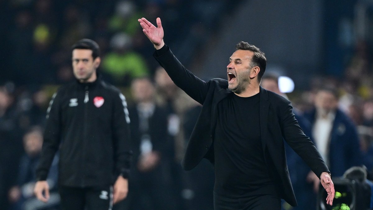 GALATASARAY HABERLERİ - Okan Buruk'tan maç sonu flaş Mourinho açıklaması! GALATASARAY HABERLERİ - Okan Buruk'tan maç sonu flaş Mourinho açıklaması!
