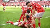 Mainz Konferans biletini kaptı!