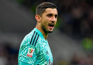 F.Bahçe'den sürpriz kaleci hamlesi!