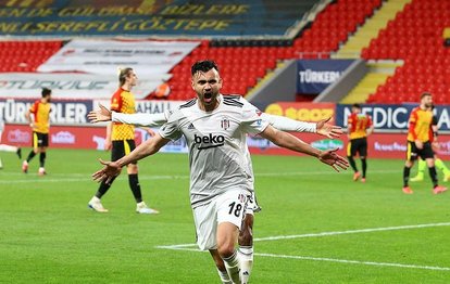 Son dakika transfer haberi: Beşiktaş’ta Rachid Ghezzal’ın alacağı ücret belli oldu!