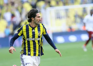 Hasan Ali Kaldırım 6 ay çatlak burunla oynamış
